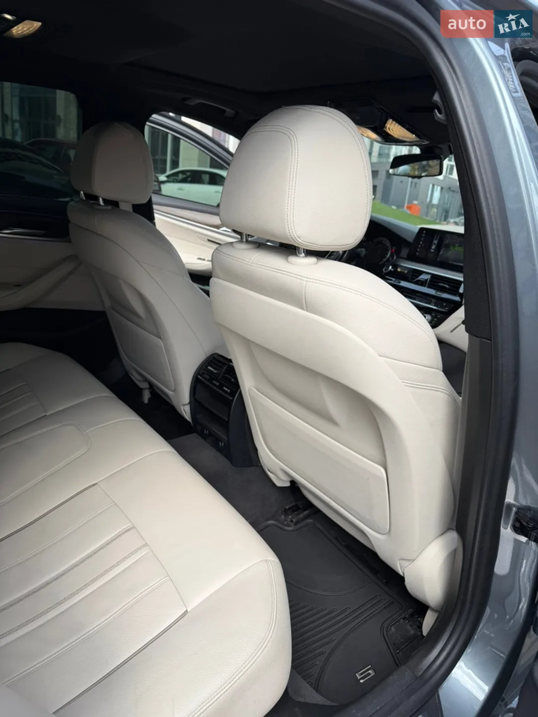 2017 BMW 5er - мініатюра 38