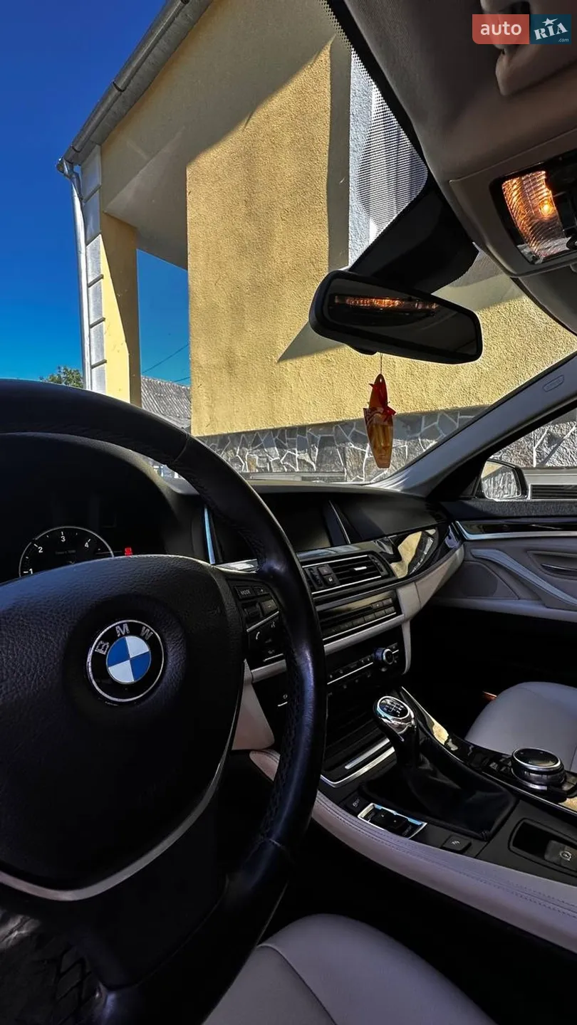 2013 BMW 5er - мініатюра 2