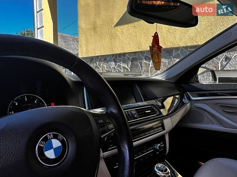 Седан BMW 5 Series 2013 в Тернополе
