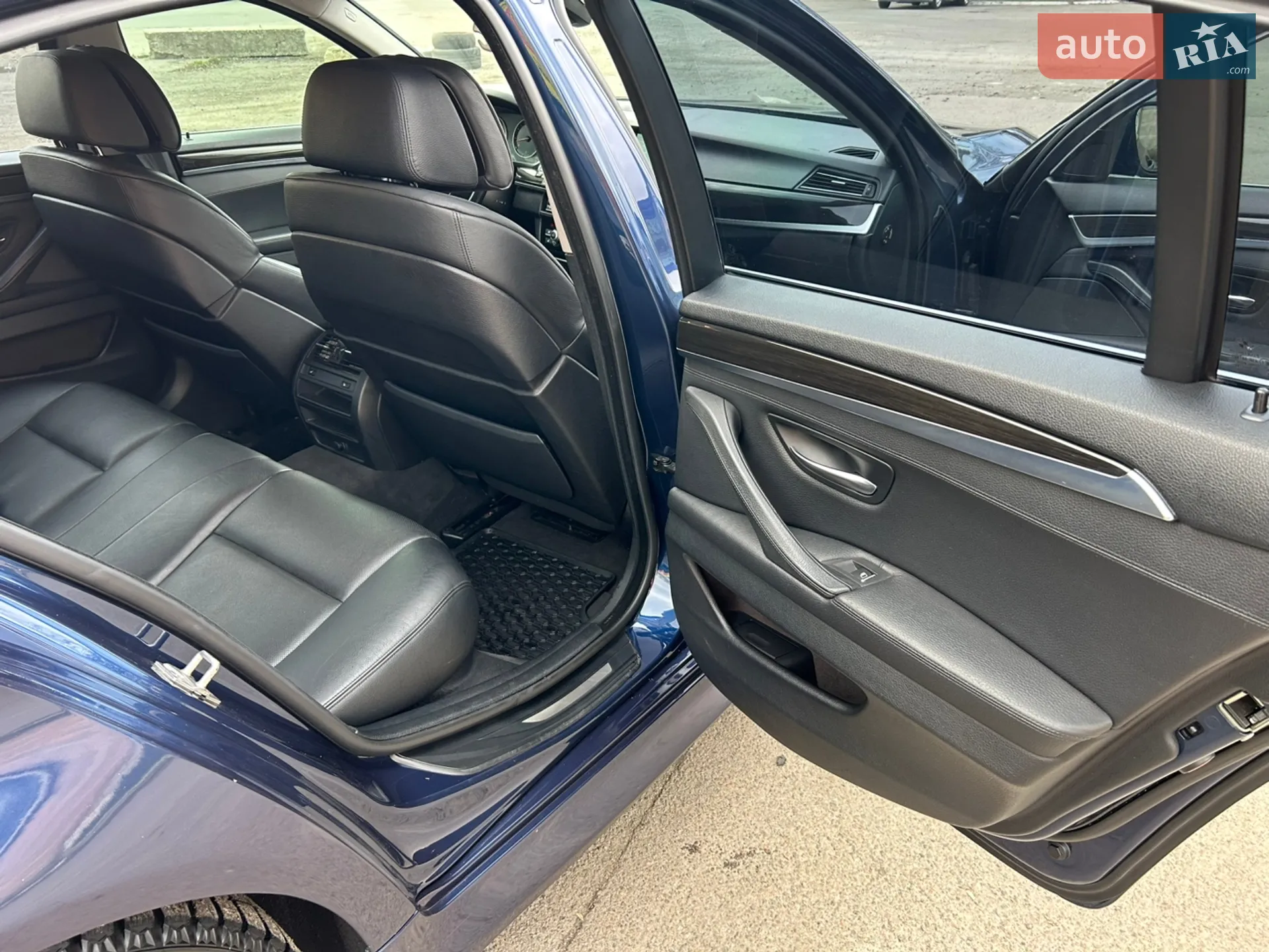 2012 BMW 5er - мініатюра 11