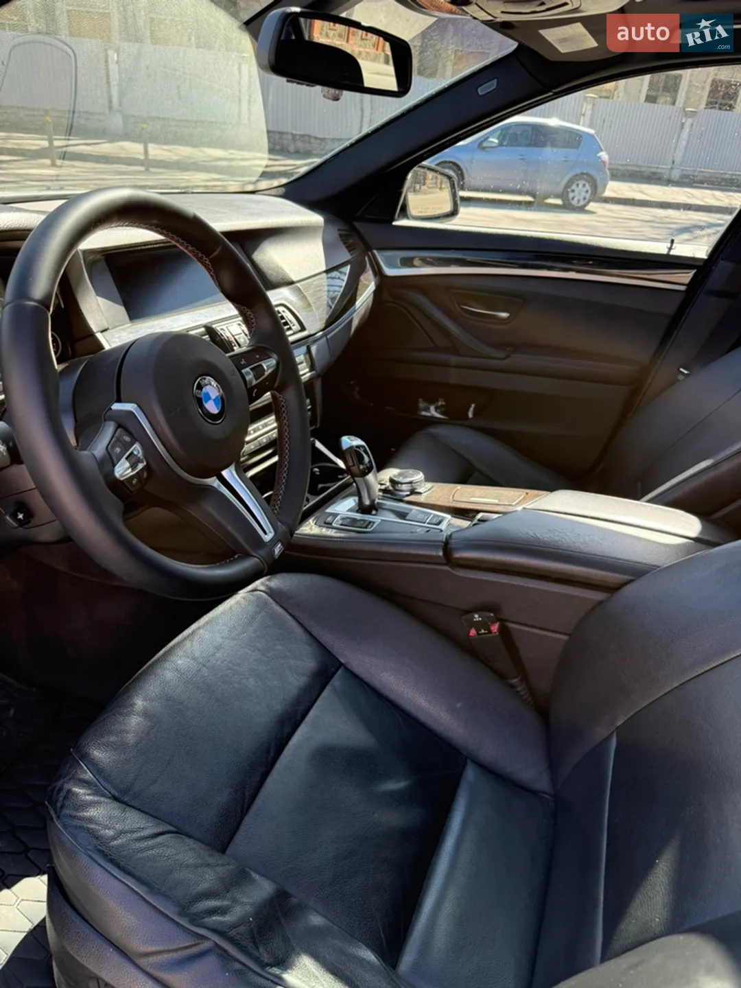 2012 BMW 5er - мініатюра 6