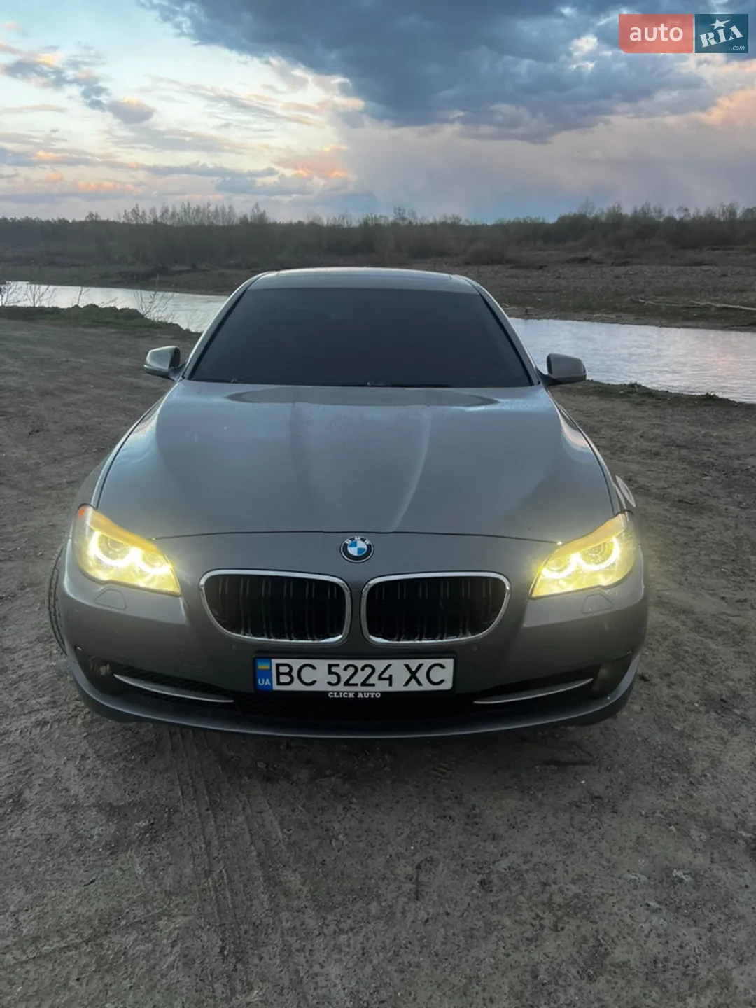 2011 BMW 5er - мініатюра 2