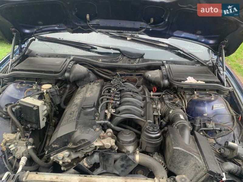 Седан BMW 5 Series 1995 в Дергачах