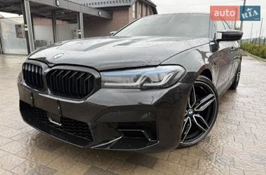 Седан BMW 5 Series 2017 в Ровно