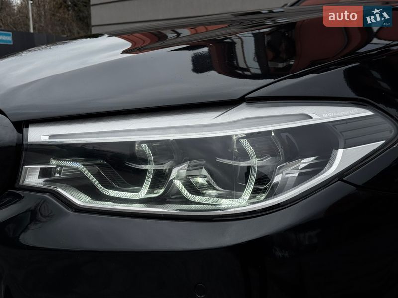 Седан BMW 5 Series 2017 в Львові