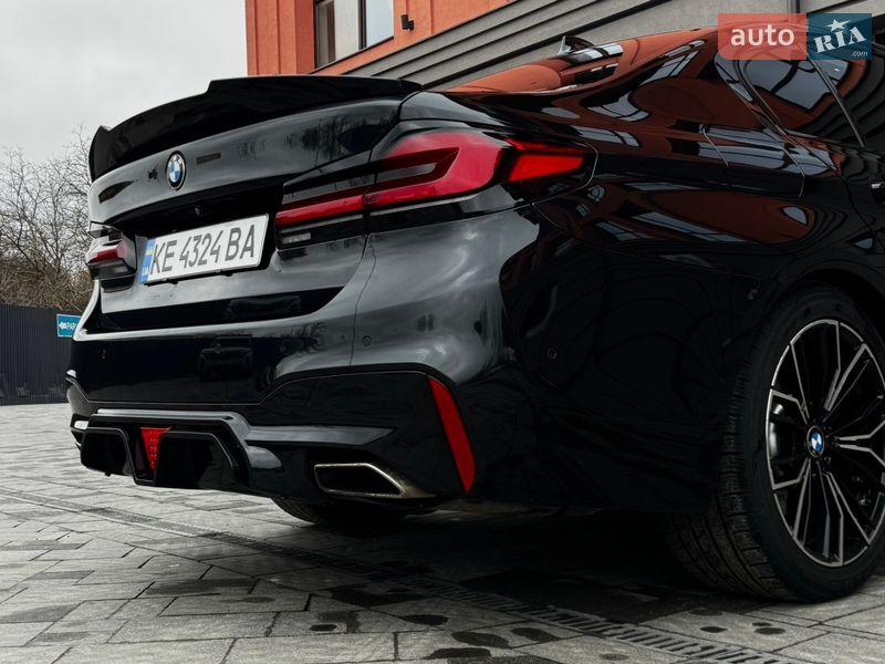 Седан BMW 5 Series 2017 в Львові