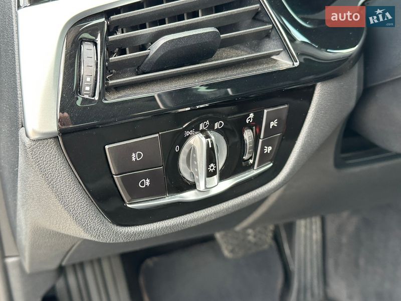 Седан BMW 5 Series 2019 в Виннице