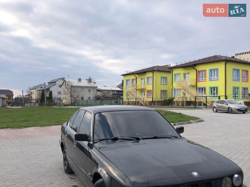 Седан BMW 5 Series 1992 в Тернополе