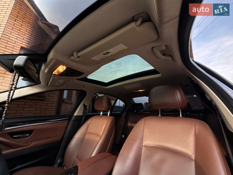 Седан BMW 5 Series 2014 в Луцьку