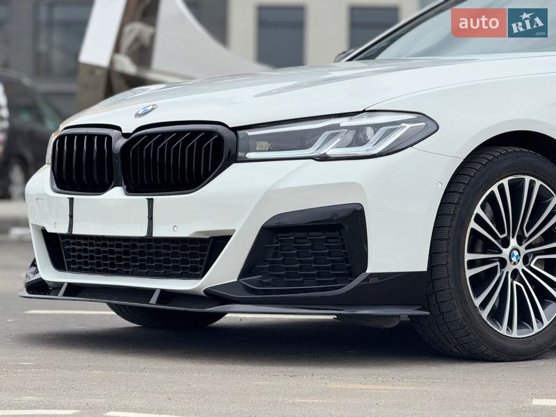 Седан BMW 5 Series 2018 в Рівному