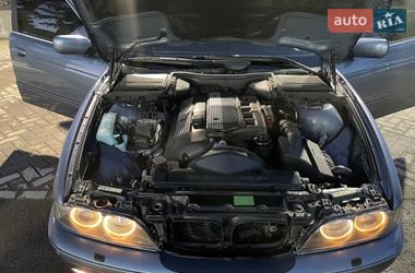 Седан BMW 5 Series 2002 в Києві