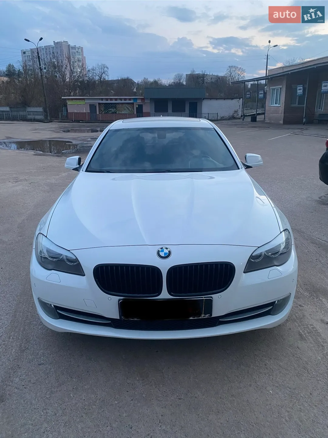 2012 BMW 5er - мініатюра 2