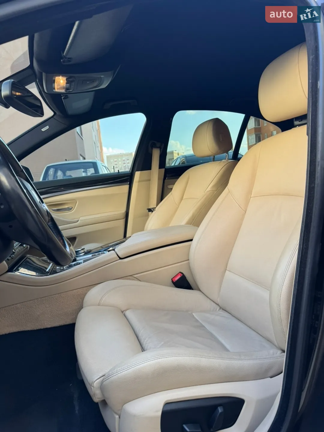 2016 BMW 5er - мініатюра 19