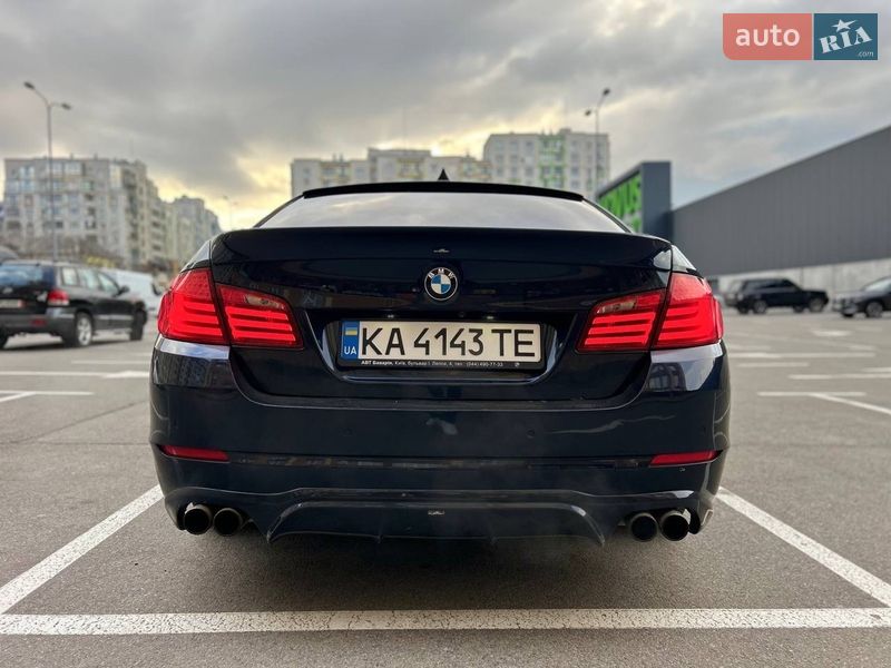 Седан BMW 5 Series 2011 в Вишневом фото 4 Седан BMW 5 Series 2011 в Вишневом