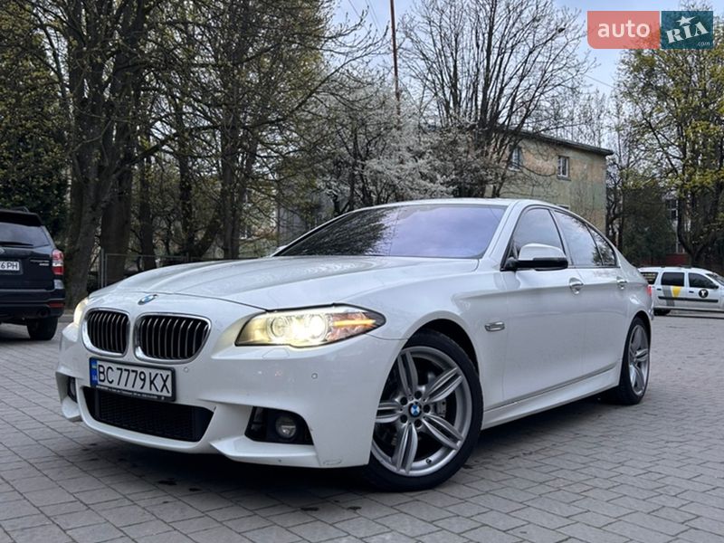 Седан BMW 5 Series 2015 в Львові
