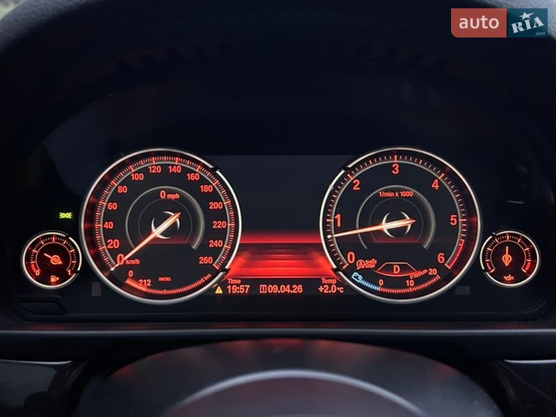 Седан BMW 5 Series 2015 в Львові