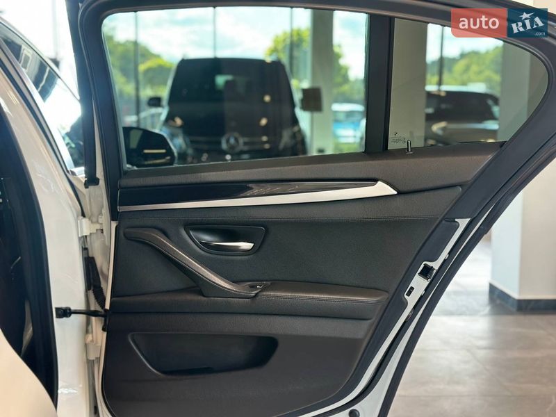 Седан BMW 5 Series 2014 в Львове фото 38 Седан BMW 5 Series 2014 в Львове