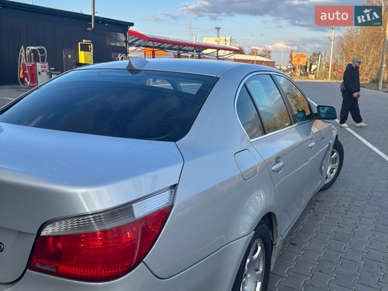 Седан BMW 5 Series 2004 в Виннице