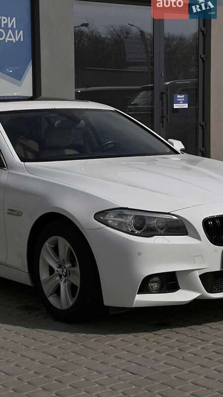 Седан BMW 5 Series 2014 в Львові