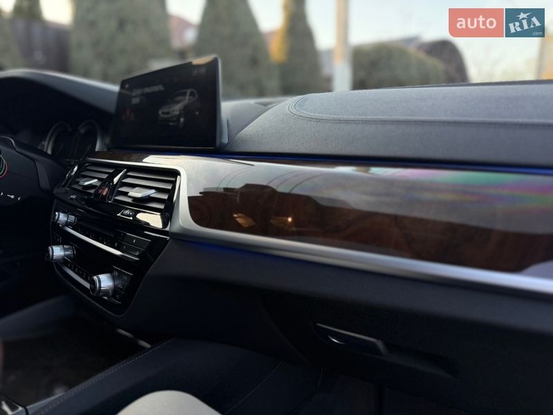 Седан BMW 5 Series 2017 в Полтаві