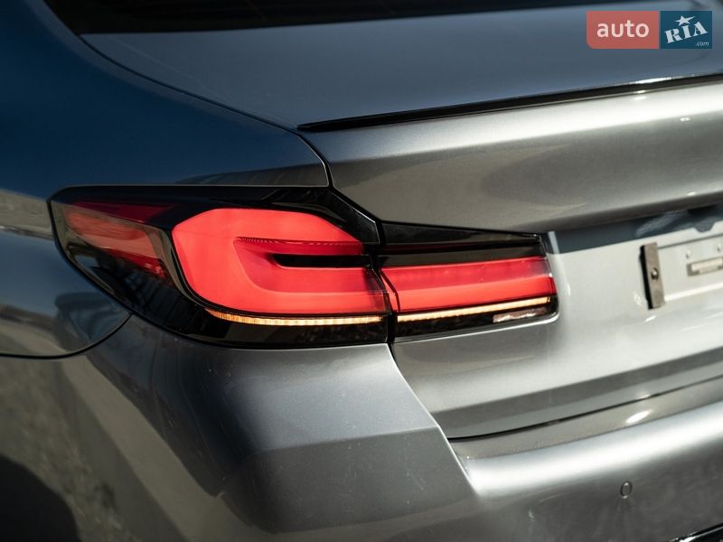 Седан BMW 5 Series 2018 в Чернівцях