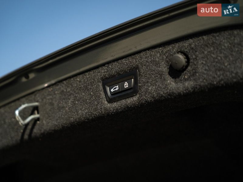 Седан BMW 5 Series 2018 в Чернівцях