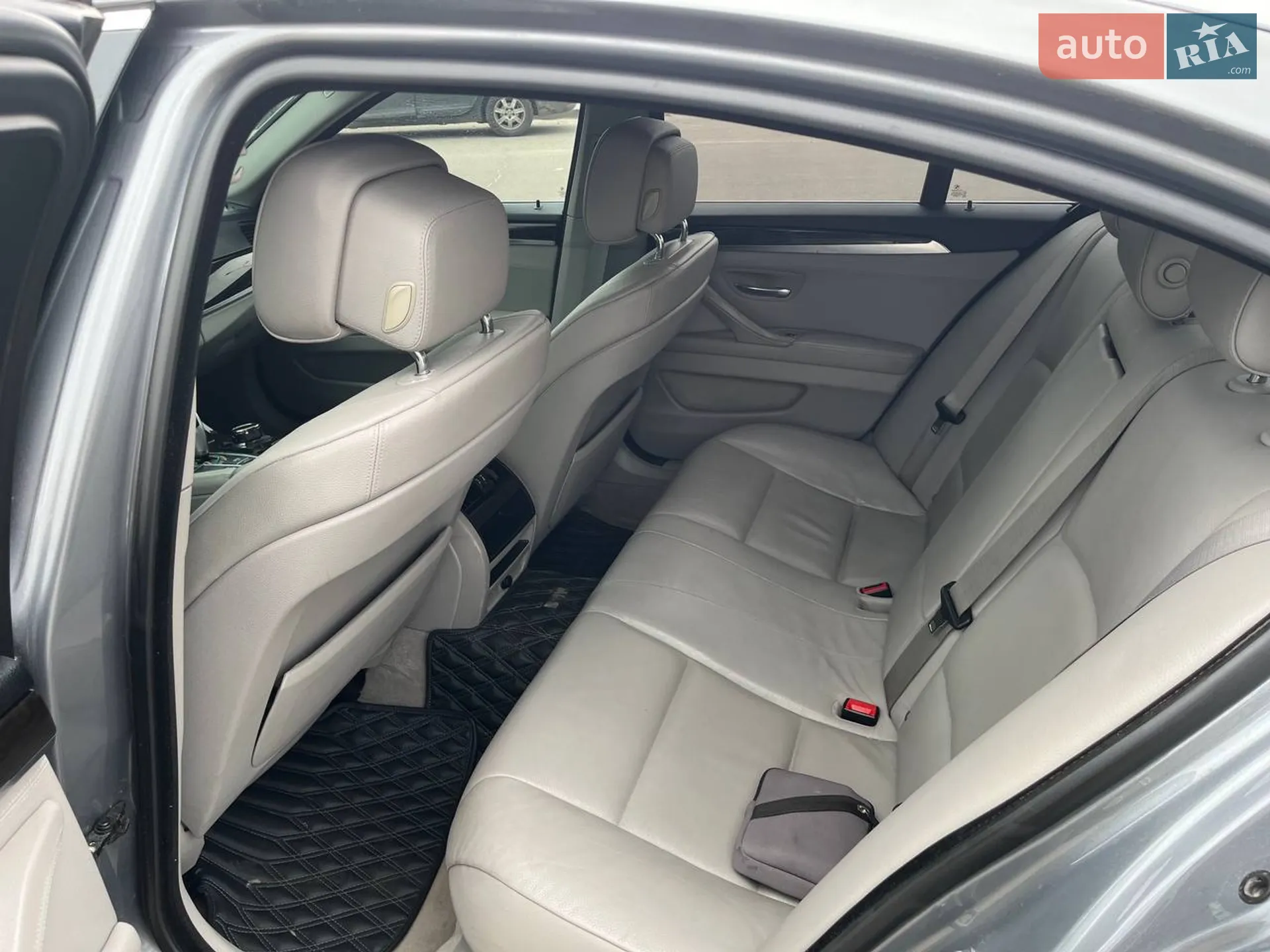 2011 BMW 5er - мініатюра 8