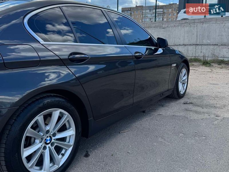 Седан BMW 5 Series 2012 в Кривому Розі