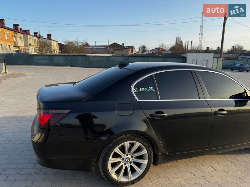 Седан BMW 5 Series 2004 в Дунаевцах