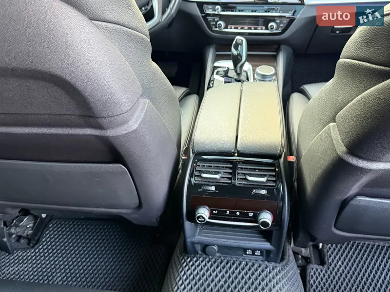 BMW 5 Series 2020 VIN WBAJD11030CE18404 фото оголошення 19 з 63