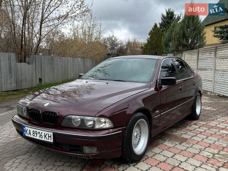 Седан BMW 5 Series 1998 в Харькове