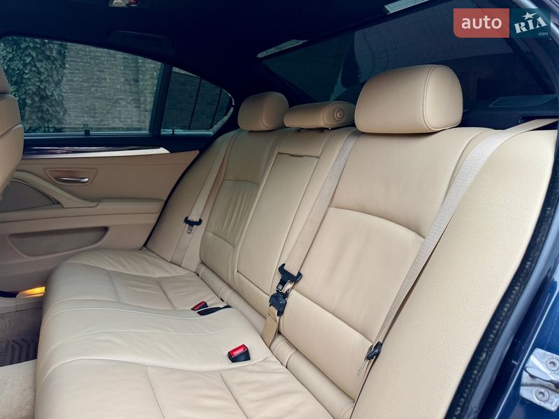 Седан BMW 5 Series 2011 в Одессе