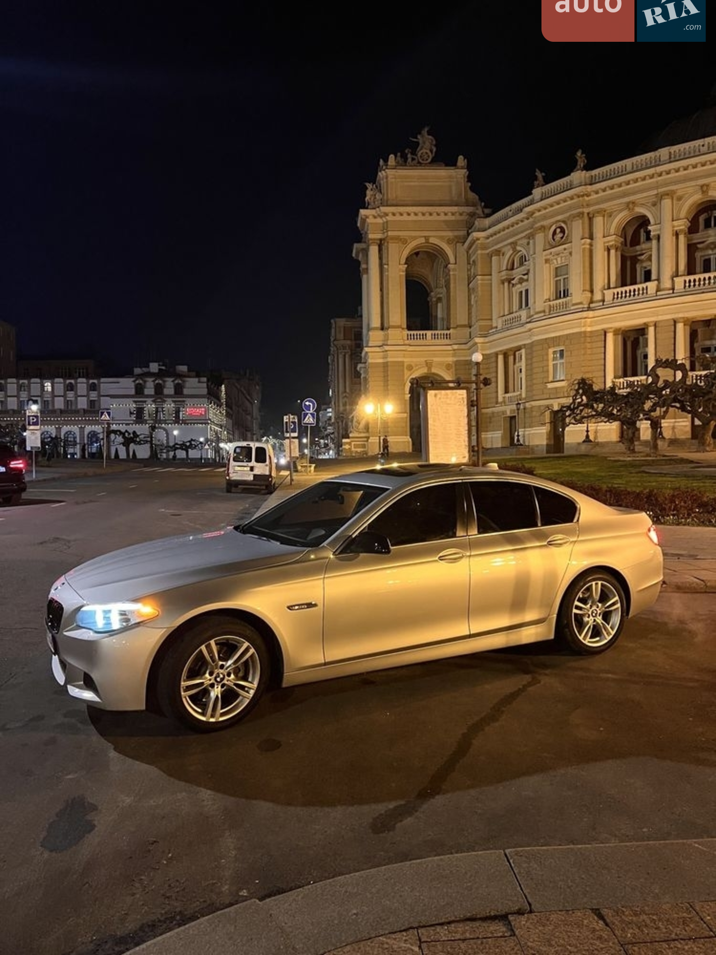 2010 BMW 5er - мініатюра 2