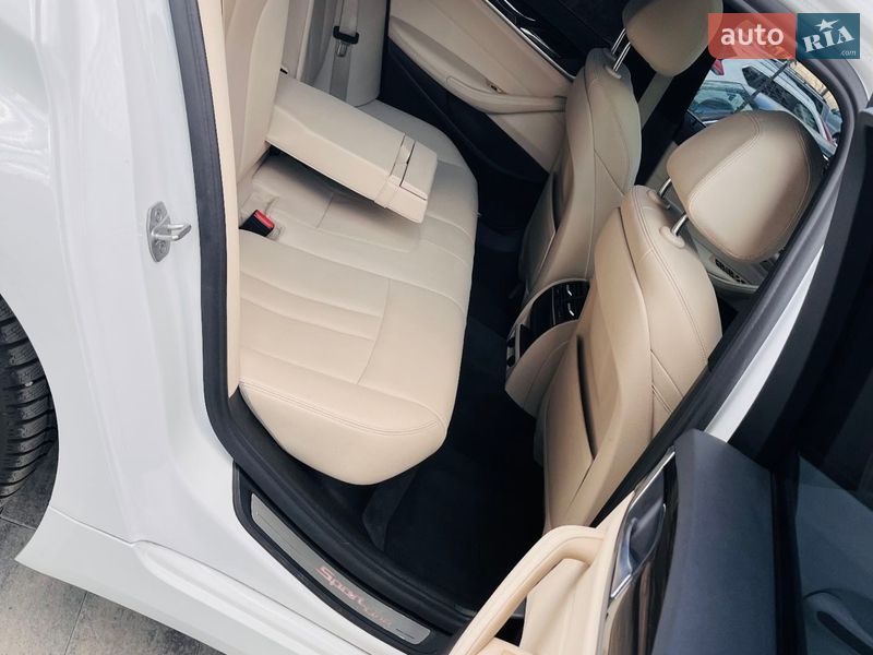 Седан BMW 5 Series 2017 в Кропивницькому