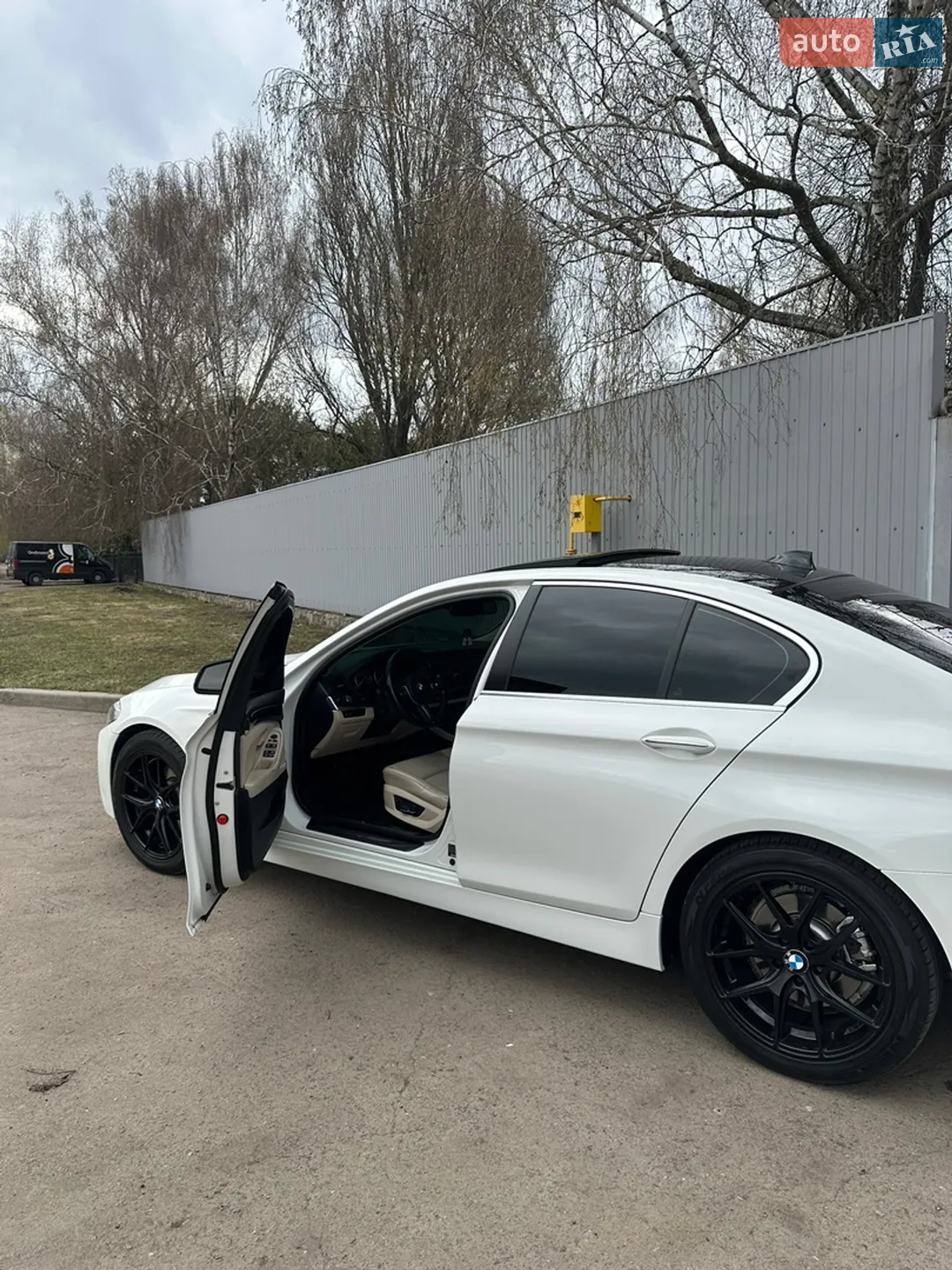 2010 BMW 5er - мініатюра 15