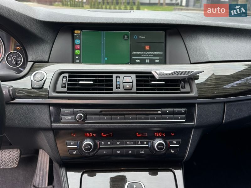 Седан BMW 5 Series 2013 в Ровно