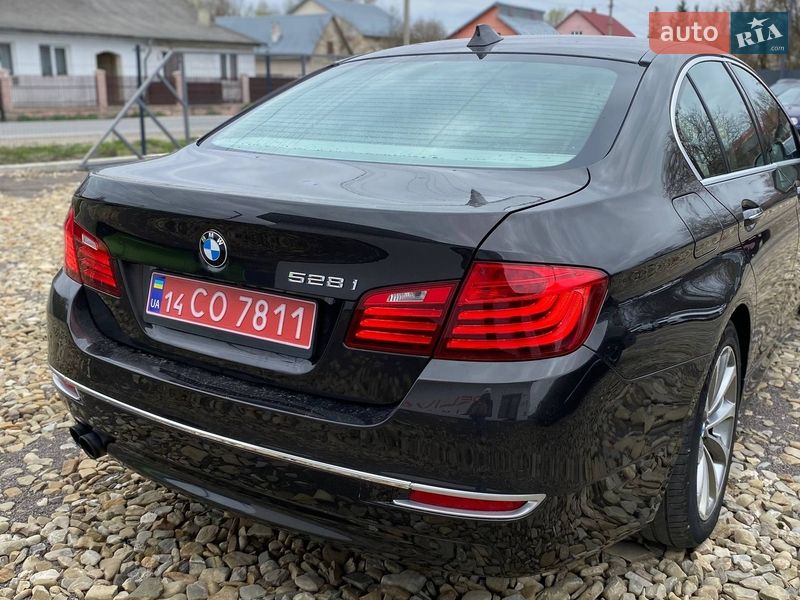 Седан BMW 5 Series 2013 в Самборе