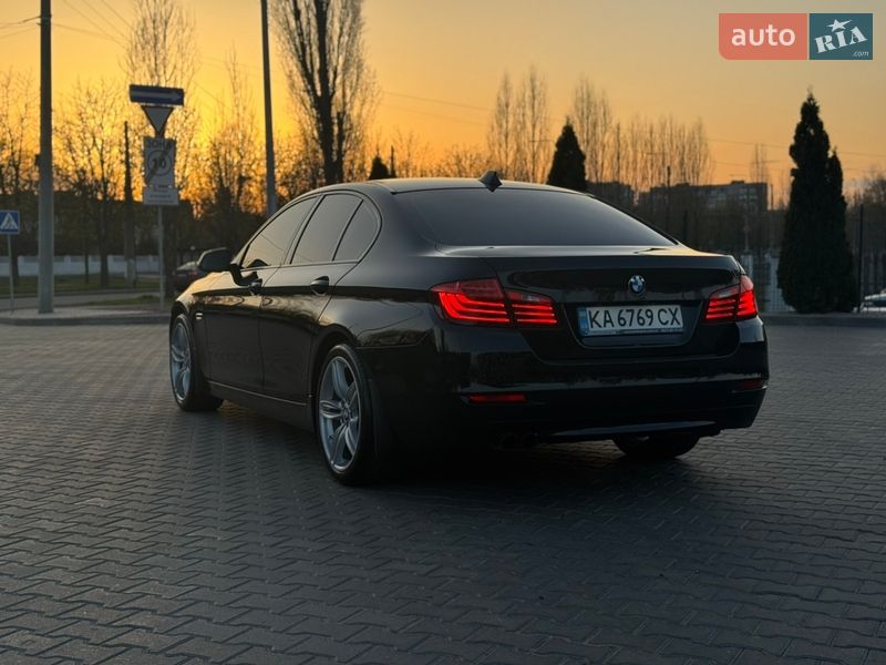 Седан BMW 5 Series 2014 в Кременчуці