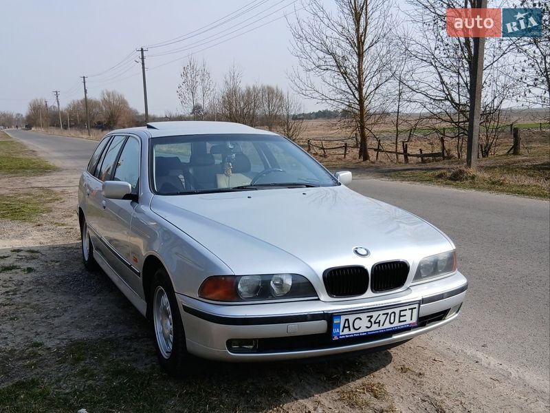 BMW 5 Series 2000