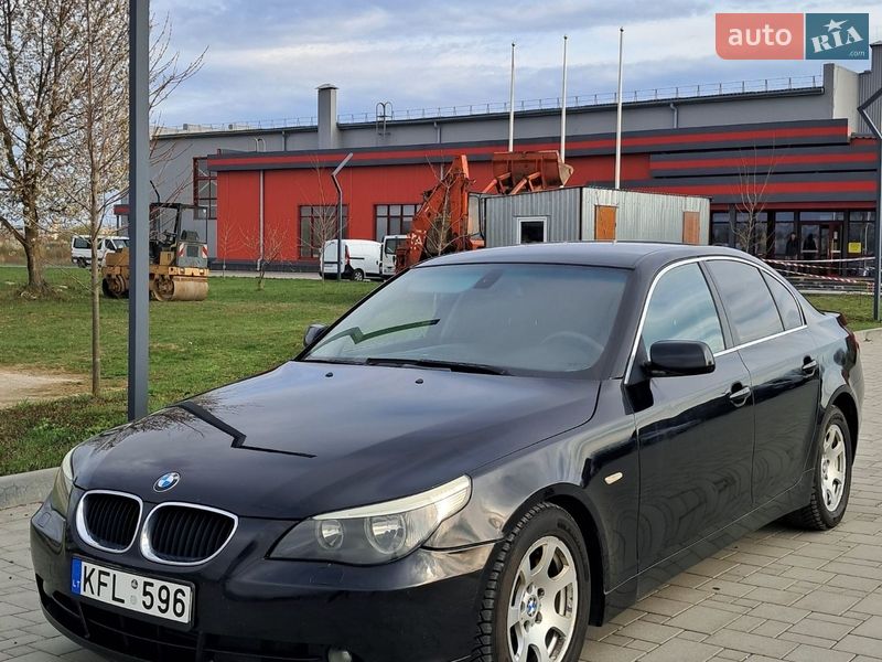 BMW 5 Series 2004 BMW 5 Series 2004
