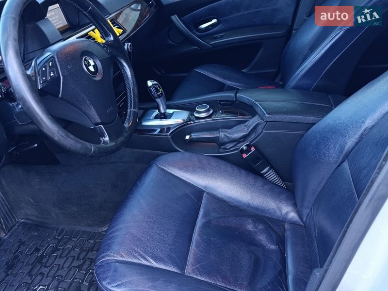 Седан BMW 5 Series 2007 в Гайсину