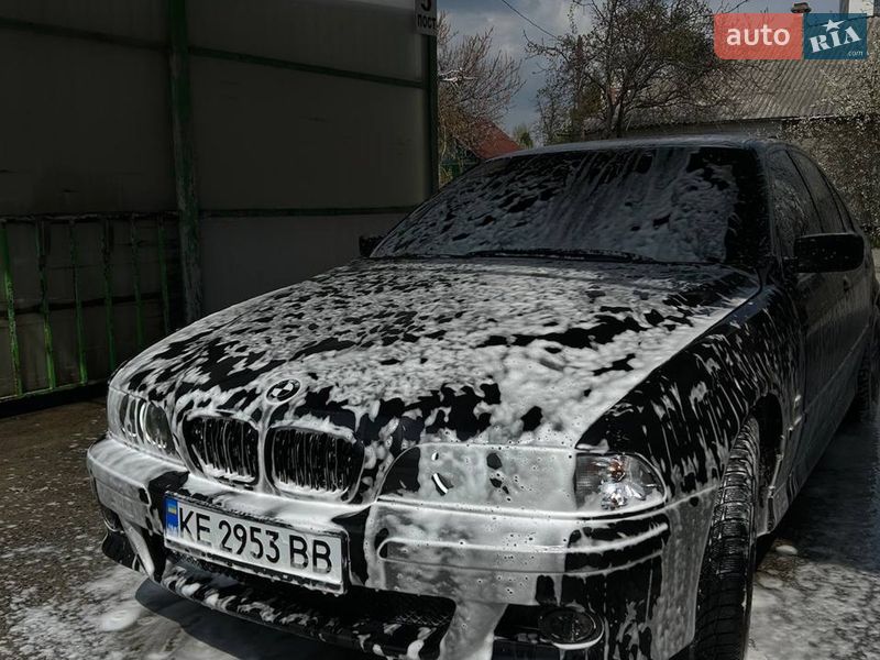 Седан BMW 5 Series 1997 в Днепре