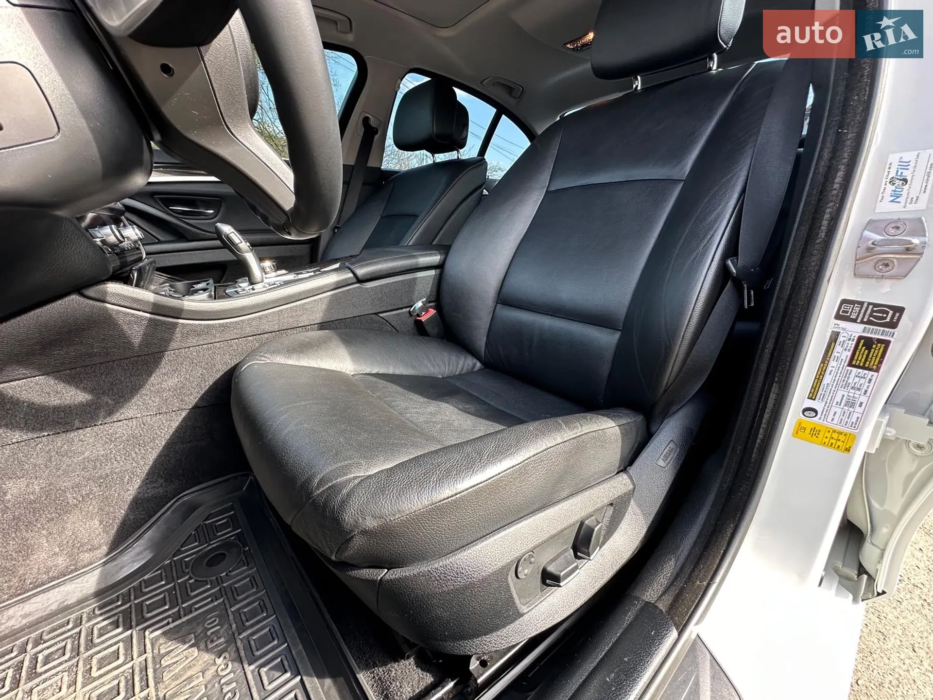 2013 BMW 5er - мініатюра 37