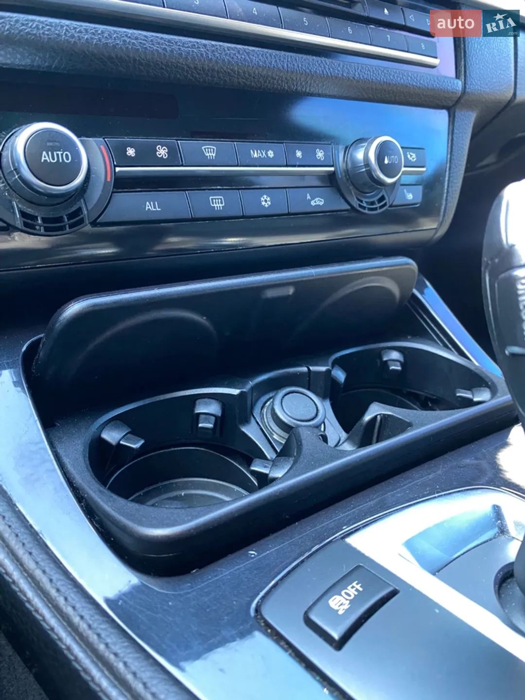 2010 BMW 5er - мініатюра 24