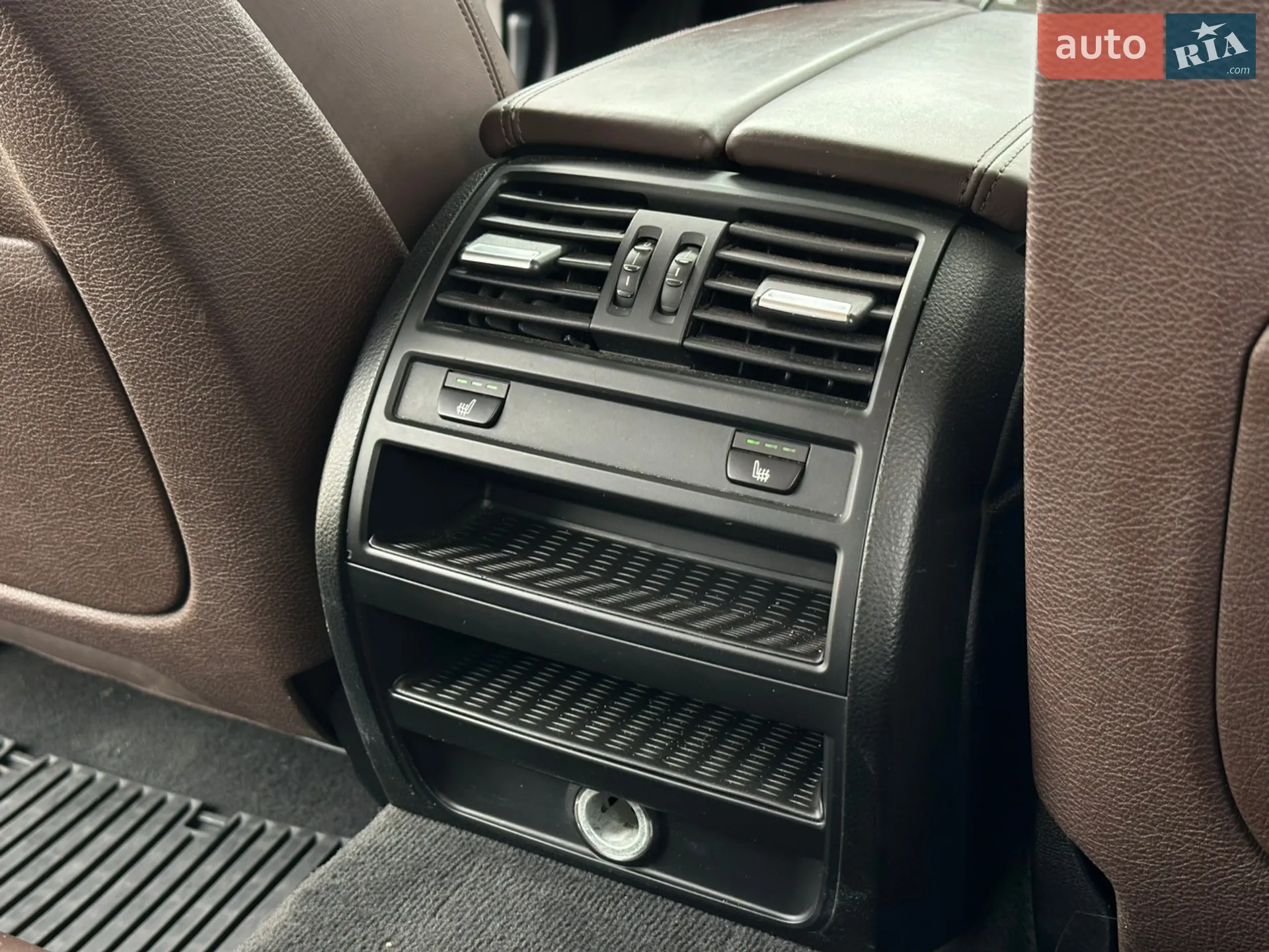 2016 BMW 5er - мініатюра 19