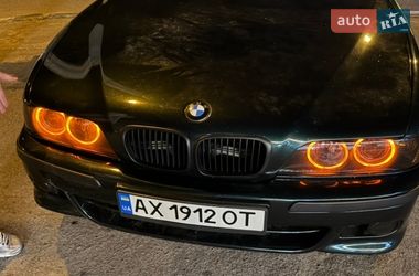 Седан BMW 5 Series 2000 в Харькове