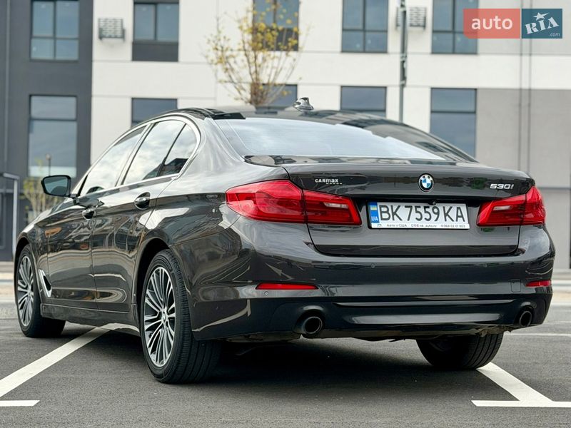 Седан BMW 5 Series 2017 в Ровно