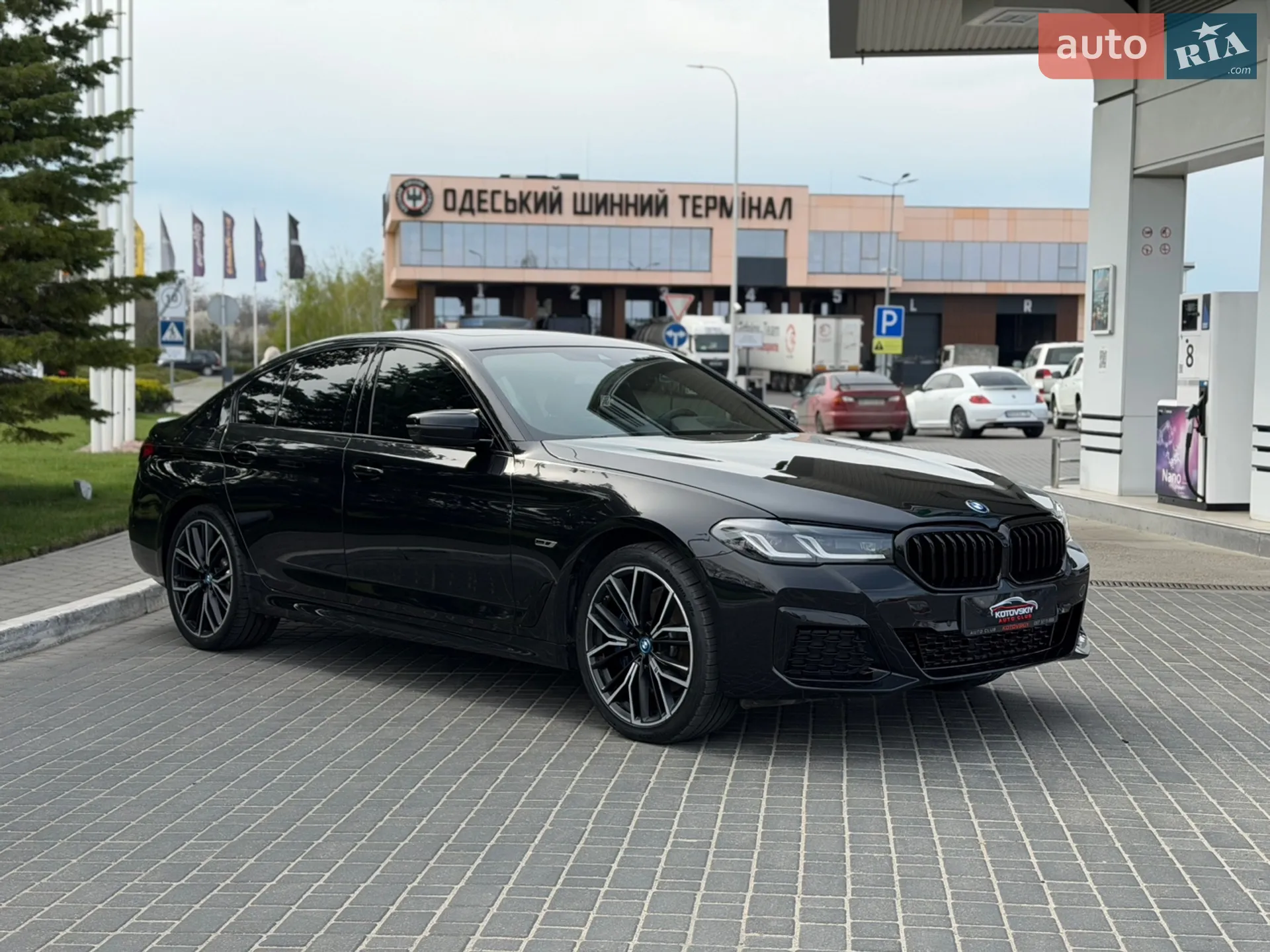 2022 BMW 5er - мініатюра 5