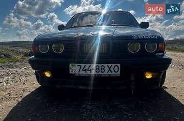 Седан BMW 5 Series 1992 в Куликові