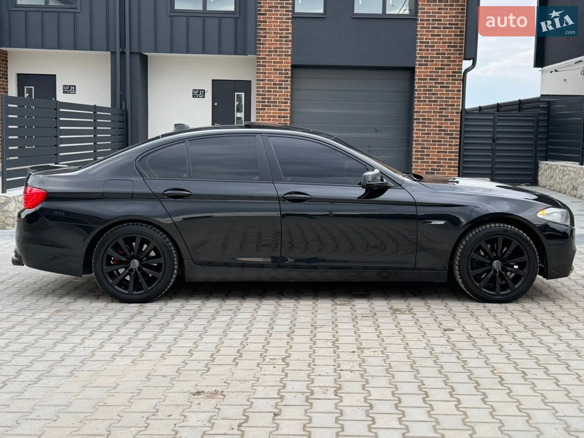 2010 BMW 5er - мініатюра 17
